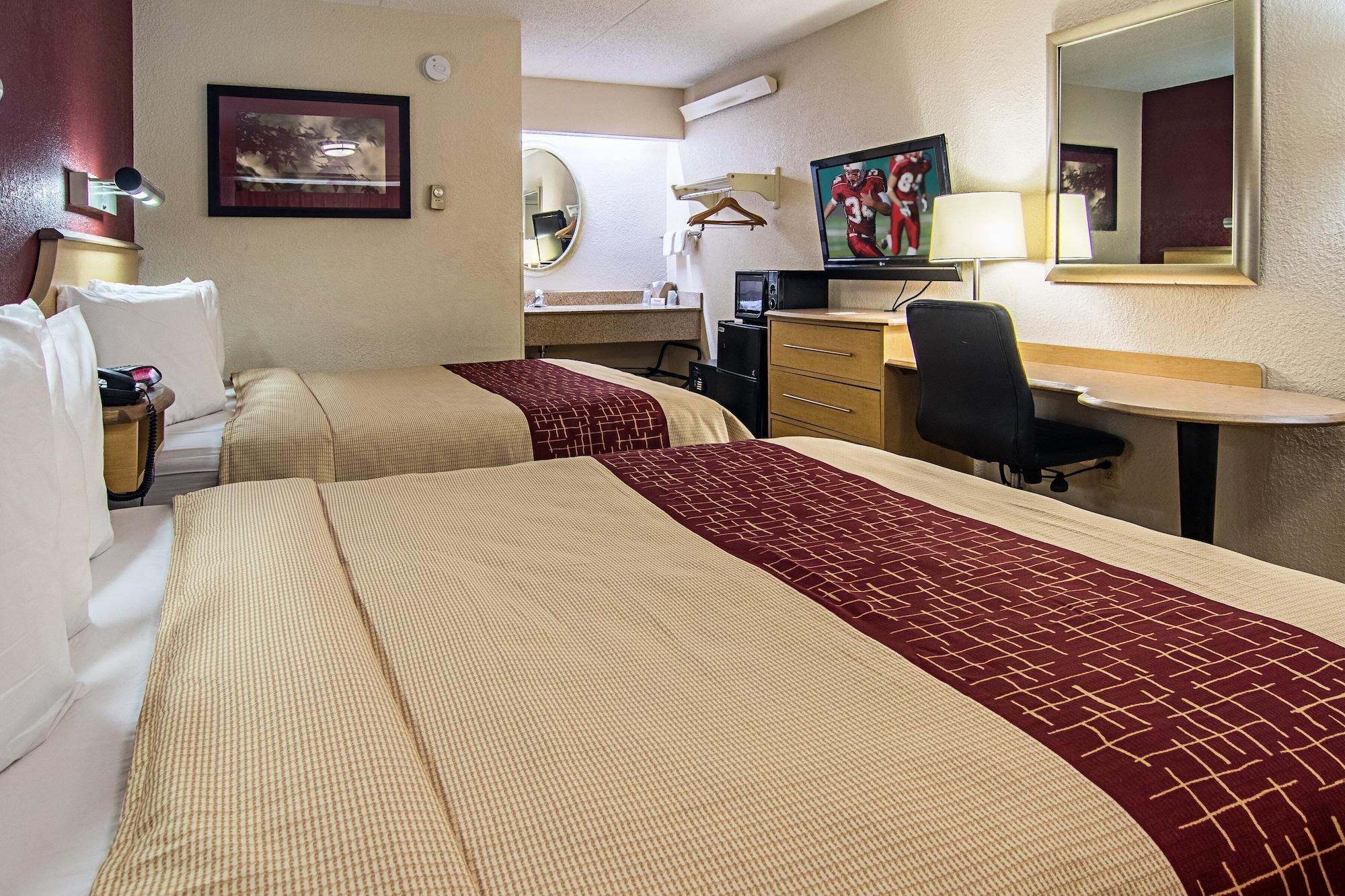 Red Roof Inn Detroit/Southfield Bagian luar foto