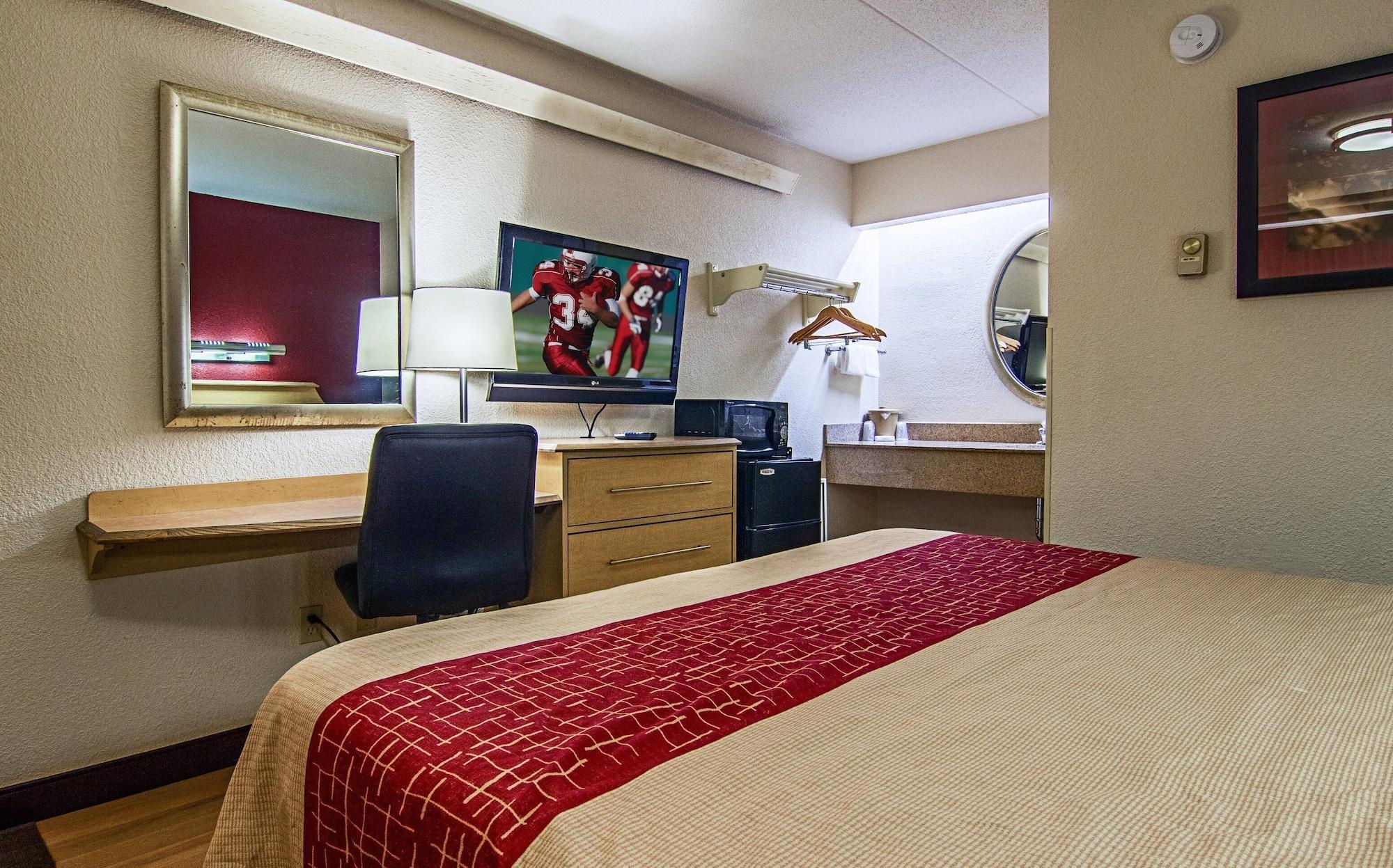 Red Roof Inn Detroit/Southfield Bagian luar foto