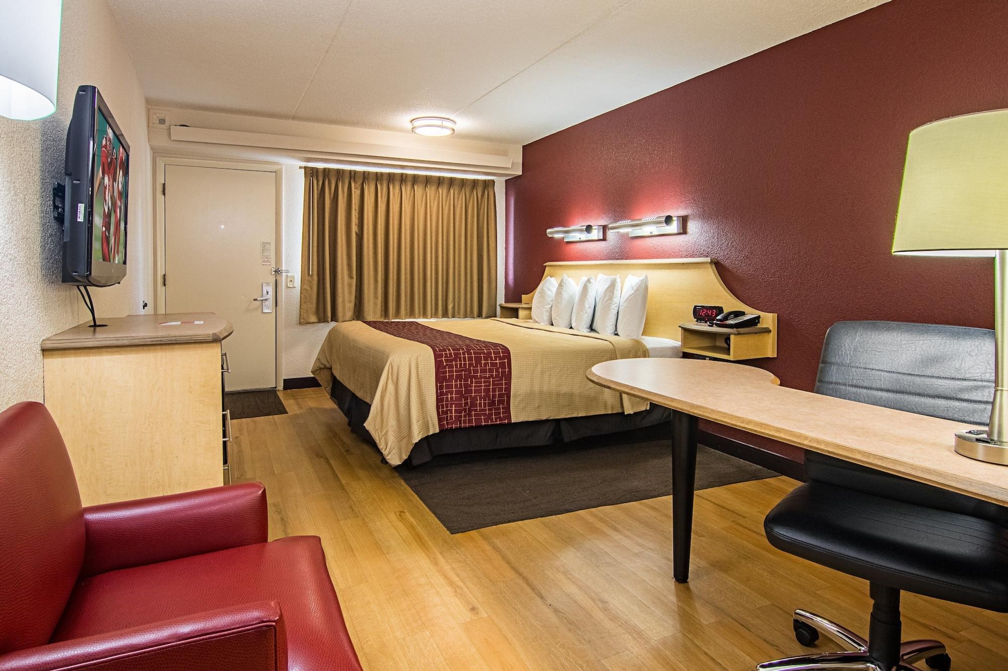 Red Roof Inn Detroit/Southfield Bagian luar foto
