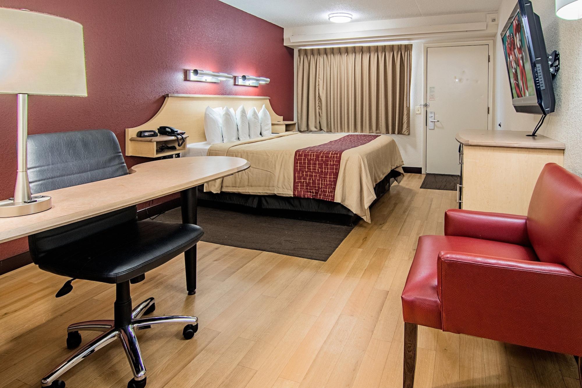 Red Roof Inn Detroit/Southfield Bagian luar foto