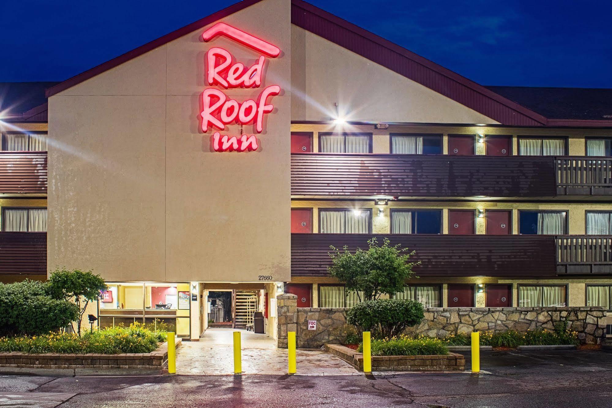 Red Roof Inn Detroit/Southfield Bagian luar foto