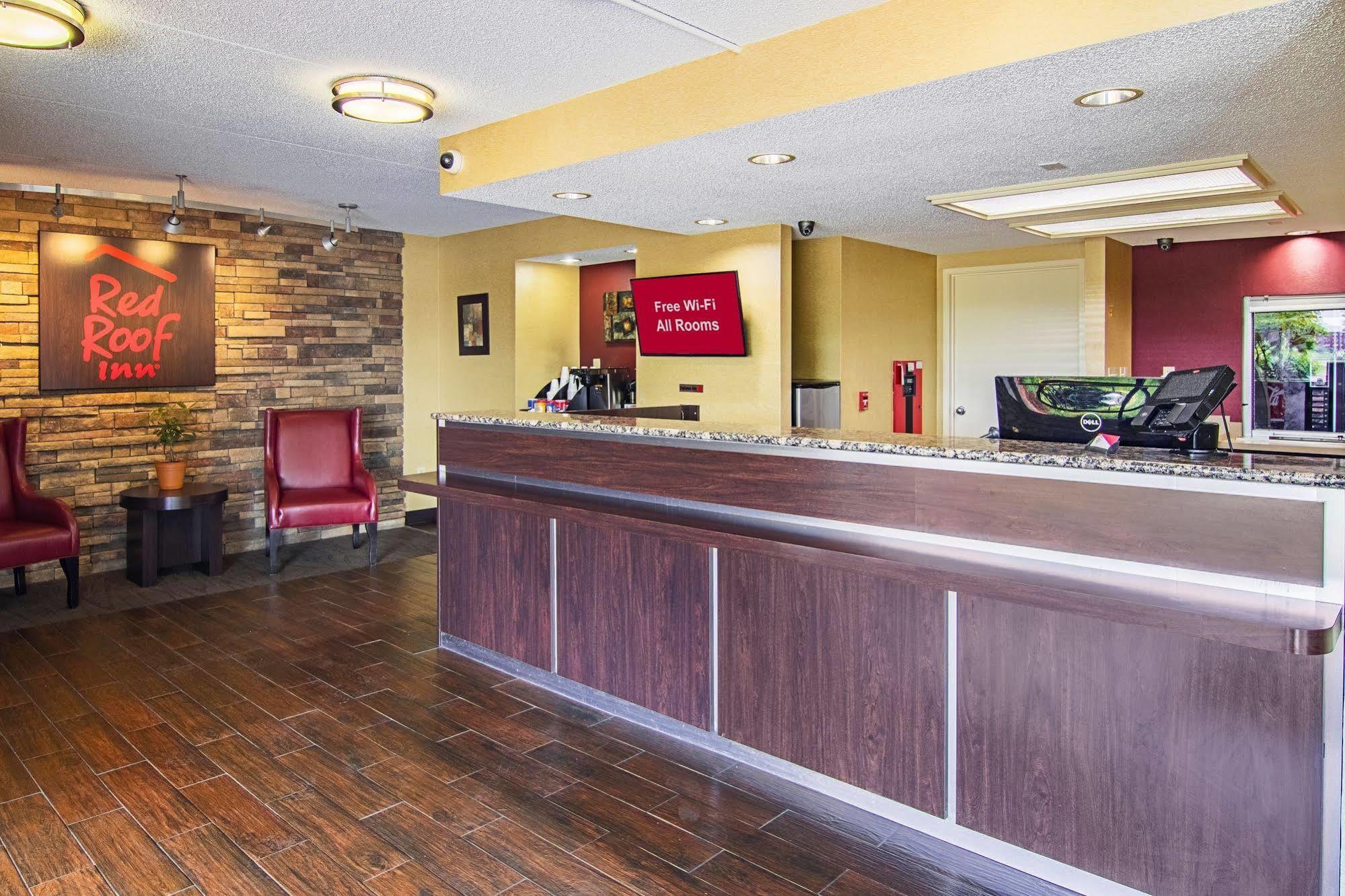 Red Roof Inn Detroit/Southfield Bagian luar foto