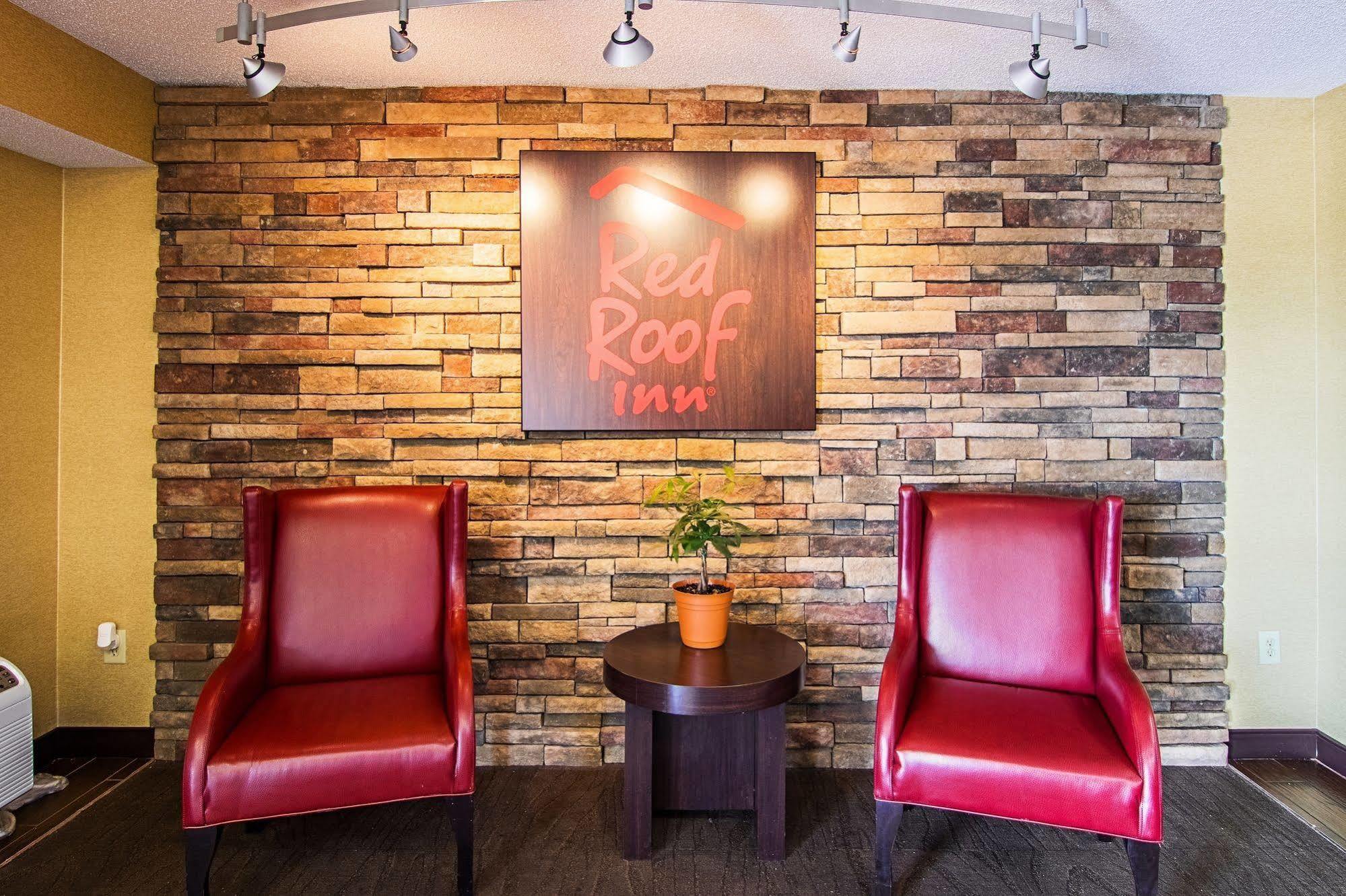 Red Roof Inn Detroit/Southfield Bagian luar foto